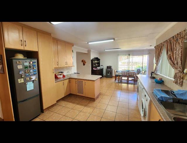 5 BEDROOM HOUSE FOR SALE IN BRACKENDOWNS